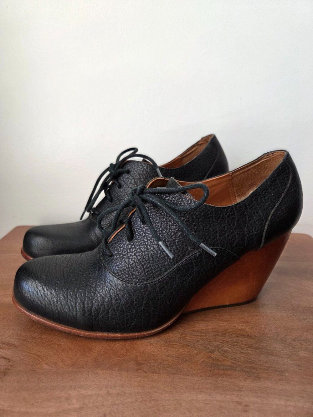 EUC LIKE NEW KORK EASE CHIANNA LACED WEDGE OXFORD SHOES SIZE 10 / 42 WOMENS